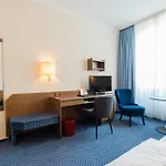 Parkhotel Bad Homburg فندق 4*