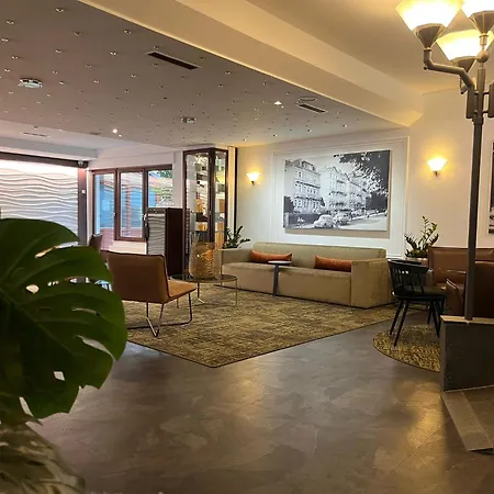 Parkhotel Bad Homburg 4*