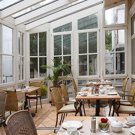 Parkhotel Bad Homburg Hotell