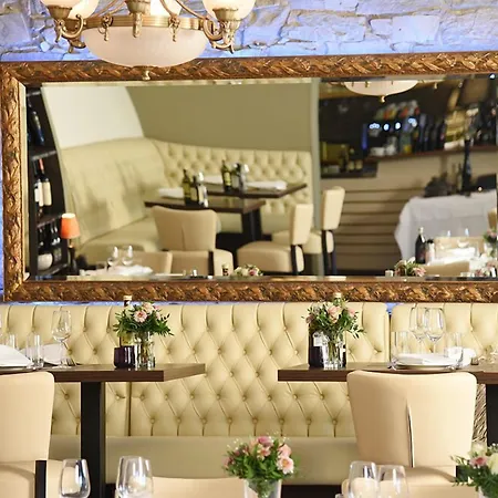 Parkhotel Bad Homburg 4*