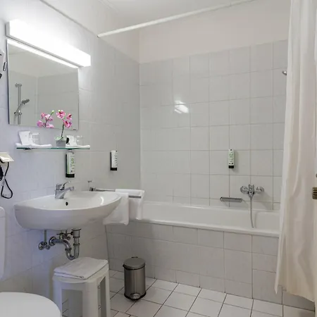 Parkhotel Bad Homburg Hotel 4*