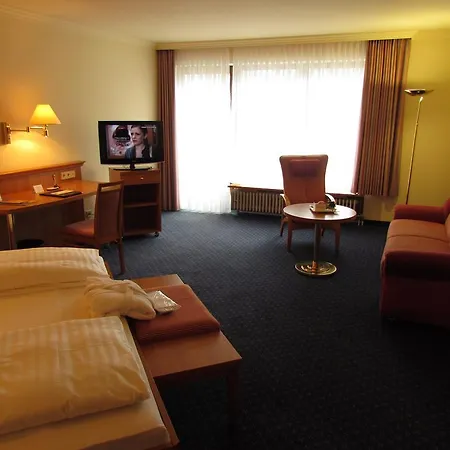 Parkhotel Bad Homburg Hotel 4*
